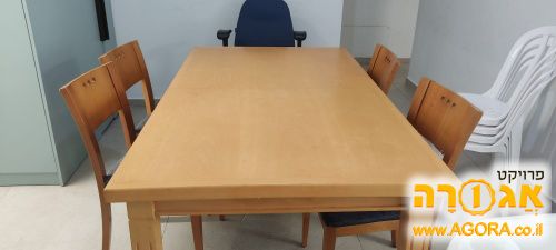 שולחן פינת אוכל