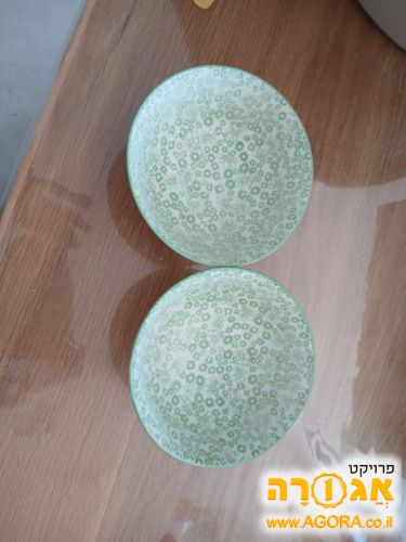 צלחות