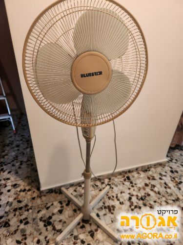 מאוורר עומד