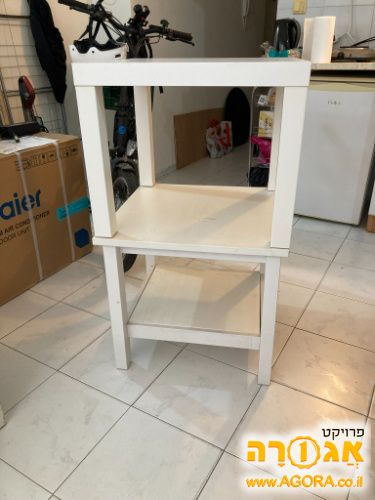 שולחנות