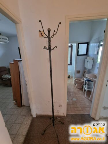 קולב בגדים