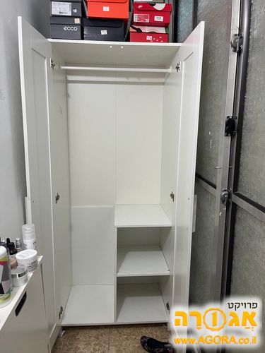 ארון איקאה