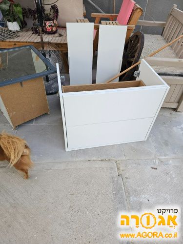 ארון מקלחת