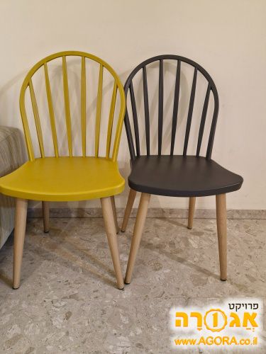 כסאות