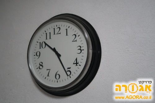 שעון קיר גדול