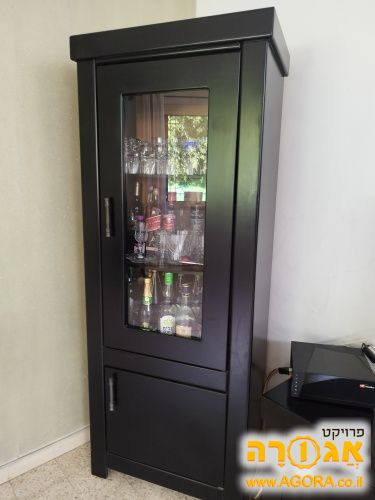 ארון ויטרינה