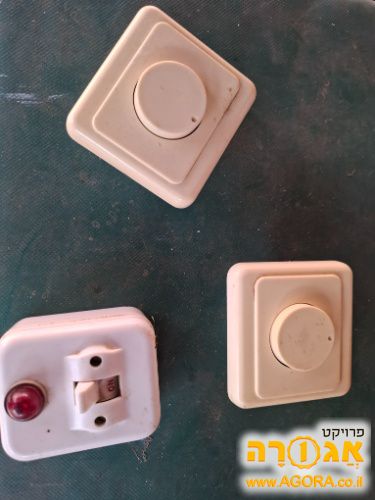 2 מפסקי דיימר לתאורה