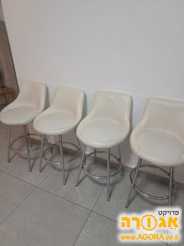 כיסאות בר