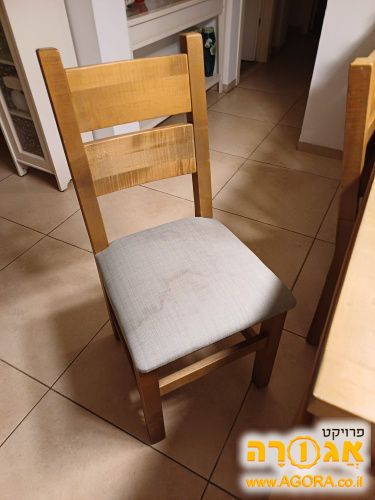 שולחן אוכל נפתח