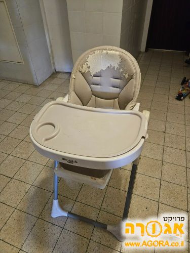 כיסא אוכל לתינוק