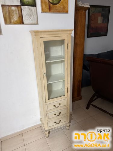 כוננית