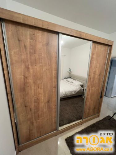 ארון בגדים
