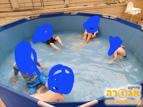 בריכה עגולה על עמודים
