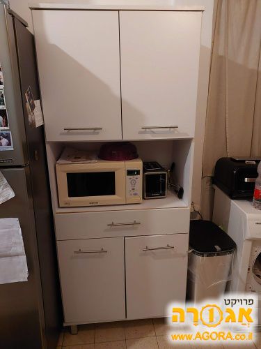 ארונית מיקרוגל