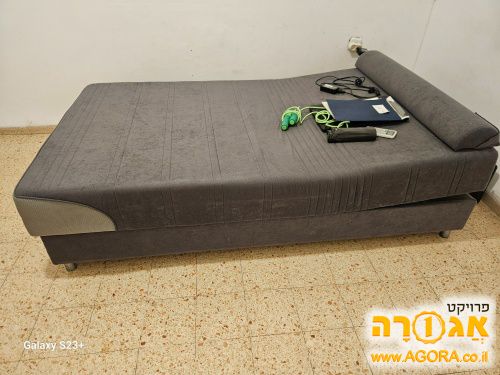 מיטת נוער פינת אוכל 4 כסאות