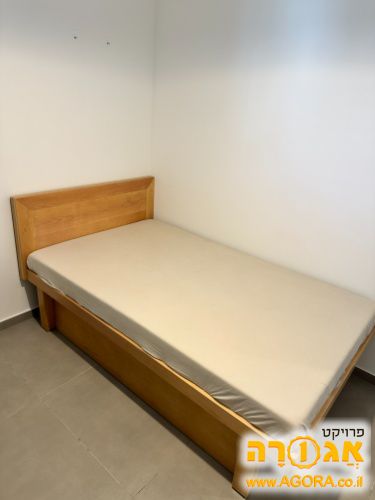 מיטה וחצי