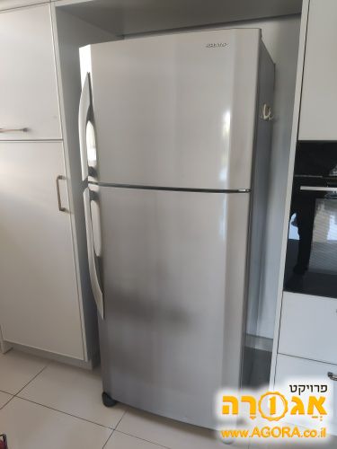 מקרר שארפ