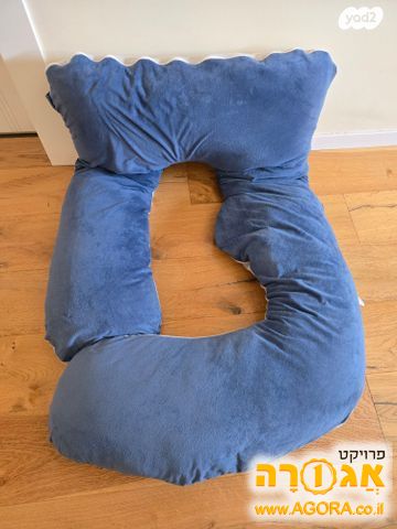 כרית הריון המשמשת להנקה במצב מעולה