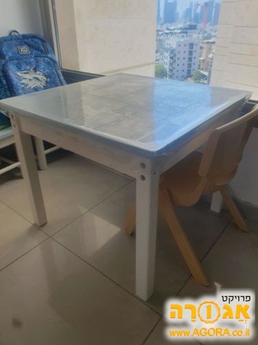 שולחן ילדים מעץ מלא