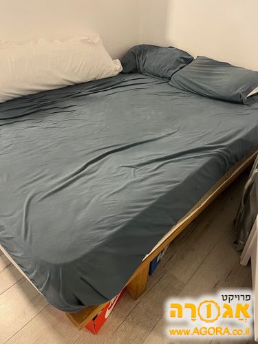 מיטה ובסיס מיטה
