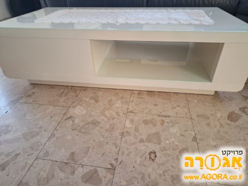 שולחן סלון
