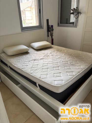 מיטה בגודל 160x200 ללא מזרון
