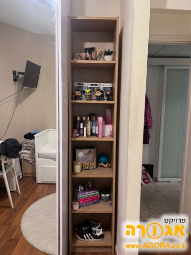 כוננית מדפים