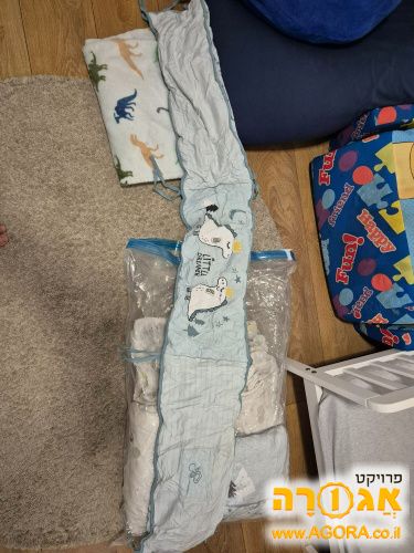 מגן ראש למיטת תינוק