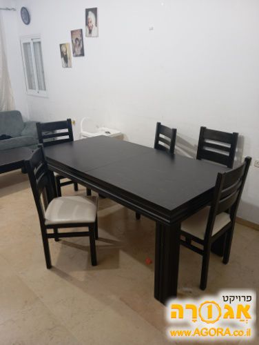שולחן