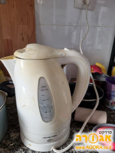 קומקום חשמלי ישן אך תקין