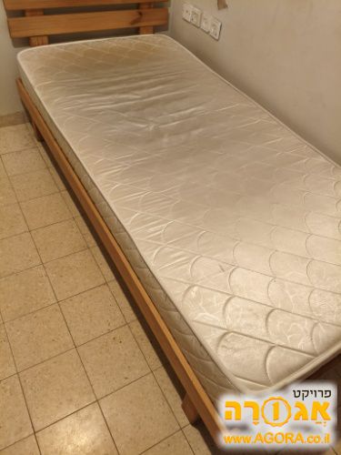 מיטת יחיד