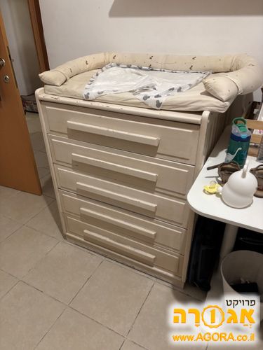 שידת החתלה