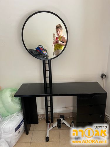 שידת איפור