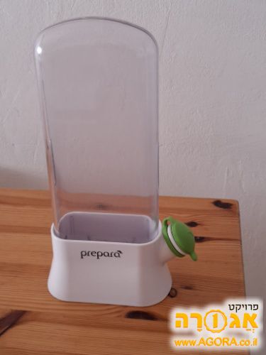 מיכלי פלסטיק לאחסון תבלינים ירוקים