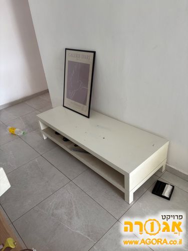 שידת טלוויזיה
