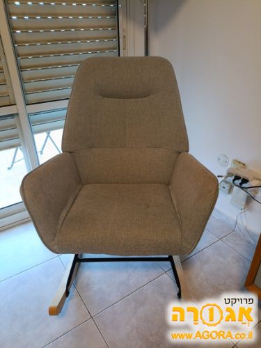 כסא נדנדה