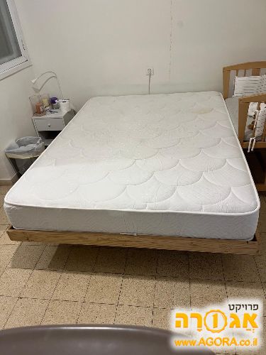 מזרן ובסיס מיטה
