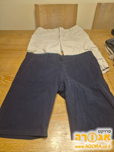 שני מכנסיים קצרים מחויטים XL
