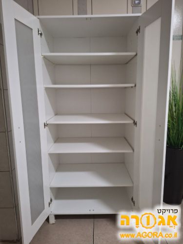 ארונות בגדים