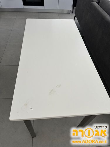 שולחן למסירה גודל 120/60
