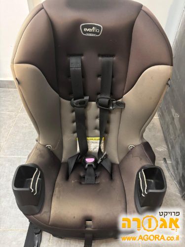 כסא בטיחות לרכב