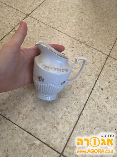 כוסות למים אחרונים