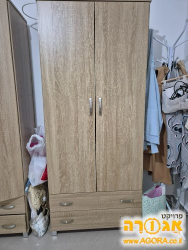 ארון בגדים