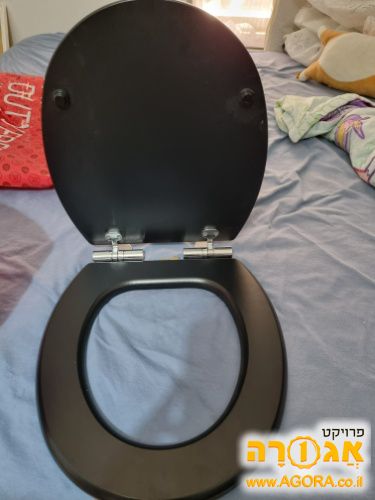 אסלה שחורה של איקאה- לא היתה בשימוש