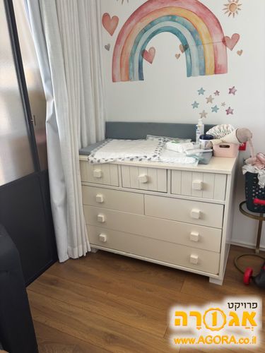 שידת החתלה