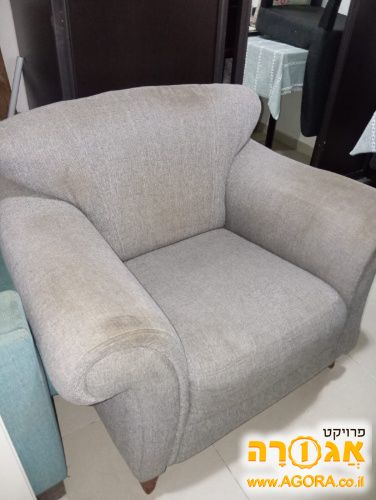 2 כורסאות