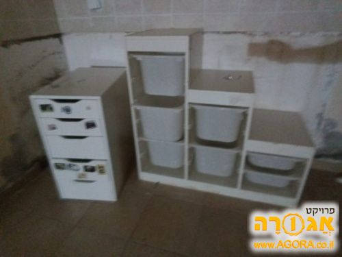 2 שידות מגירות