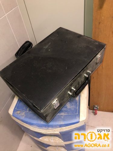 מזוודת יד