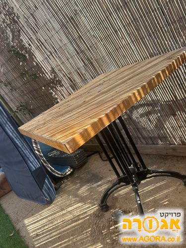 שולחן