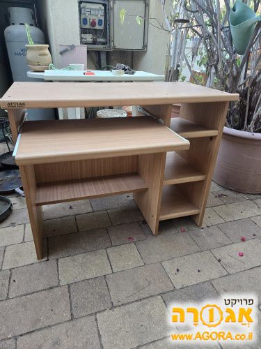 שולחנות מחשב
